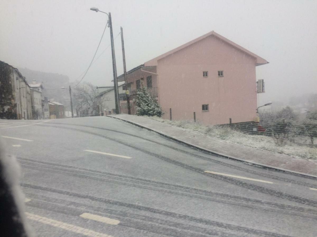 Casa Das Lezirias Unhais Da Serra Luaran gambar